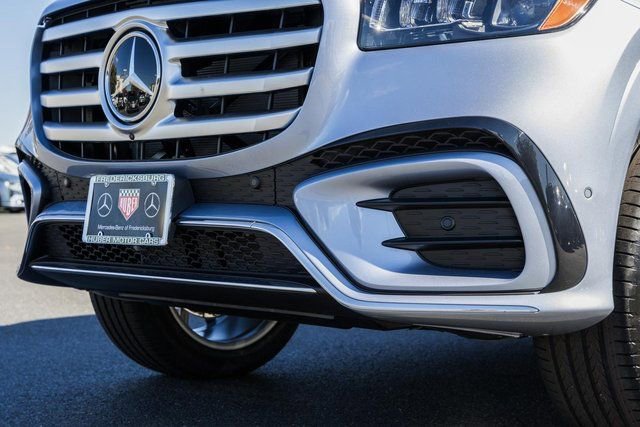 New 2026 Mercedes-Benz GLS 450 4MATIC image 14
