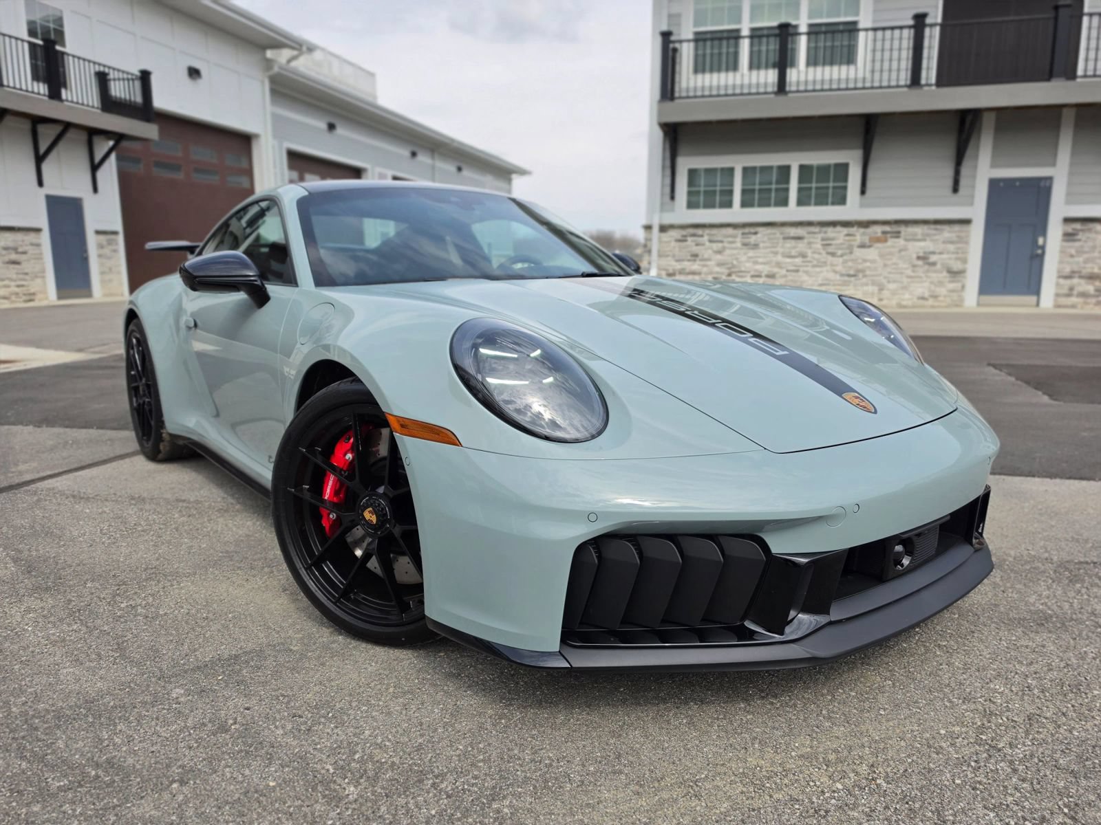 Used 2025 Porsche 911 Carrera 4 GTS AWD/4WD image 88