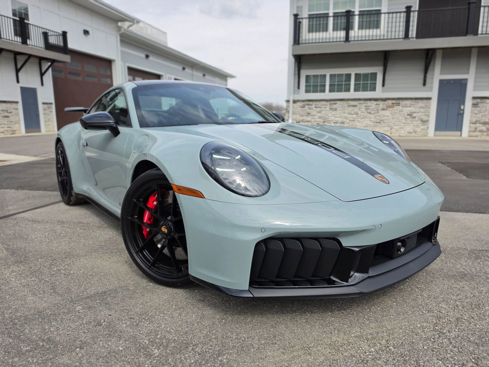 Used 2025 Porsche 911 Carrera 4 GTS AWD/4WD image 88