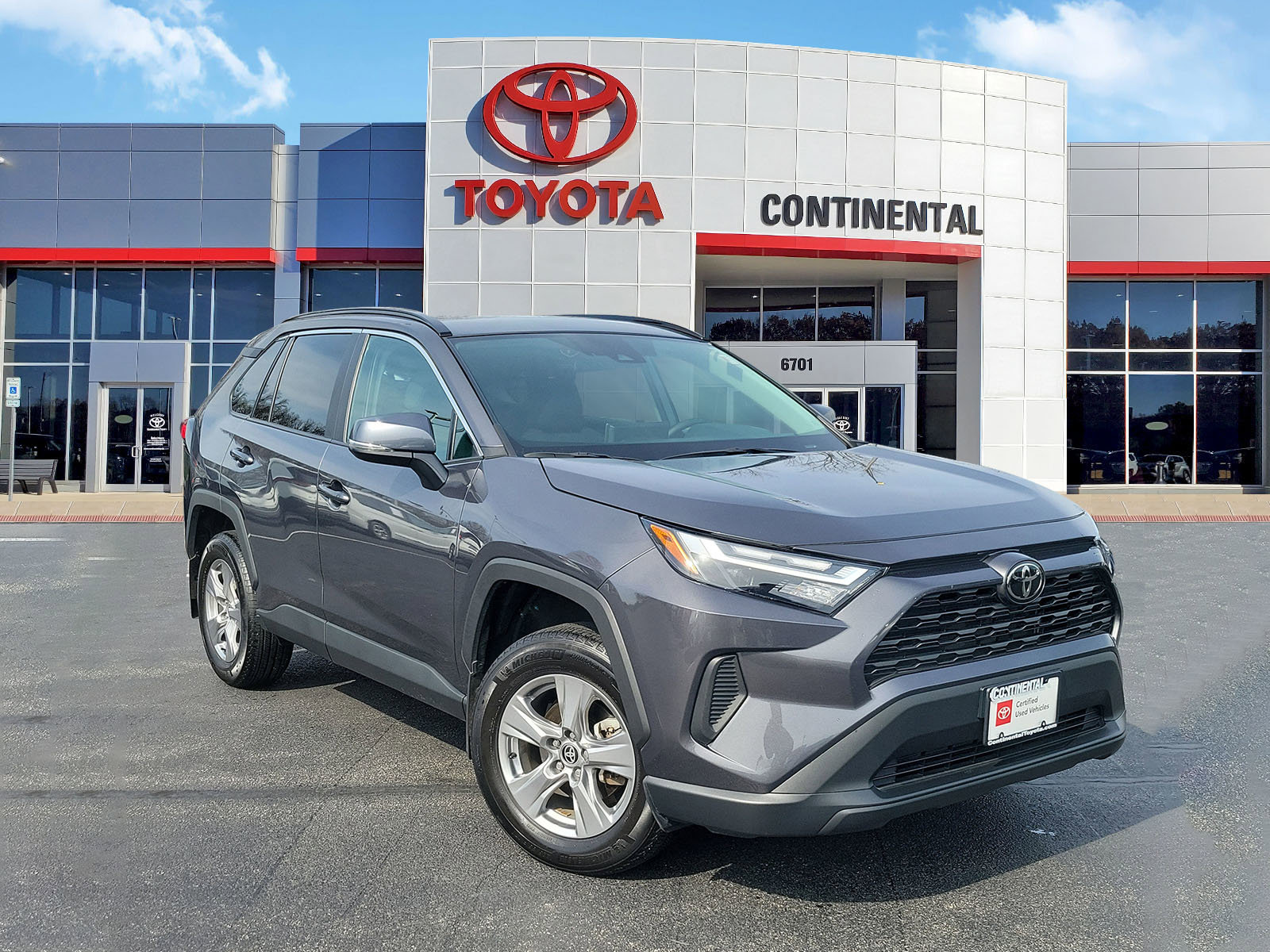 Certified 2024 Toyota RAV4 XLE w/ Convenience Package image 2