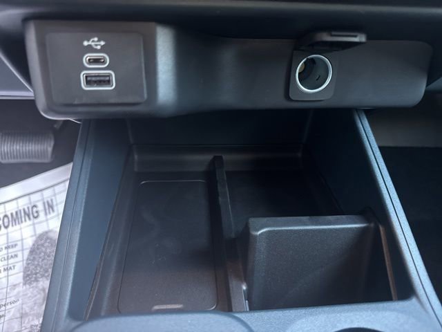 New 2025 Ford Maverick XL image 23