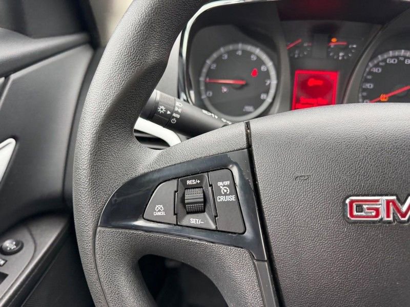 Used 2017 GMC Terrain SLE image 10