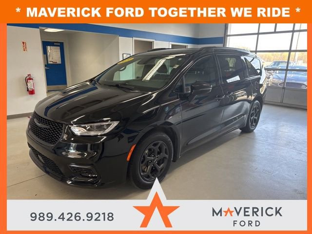 Used 2021 Chrysler Pacifica Limited w/ S Appearance Package