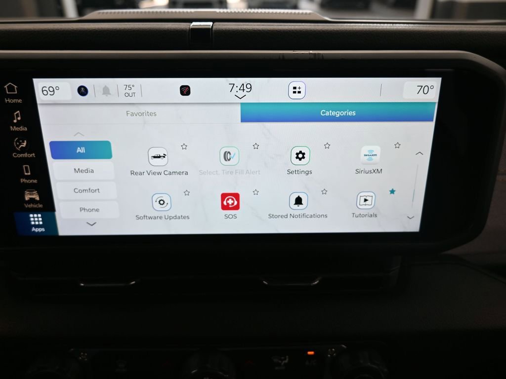 Used 2024 Jeep Gladiator Sport image 21