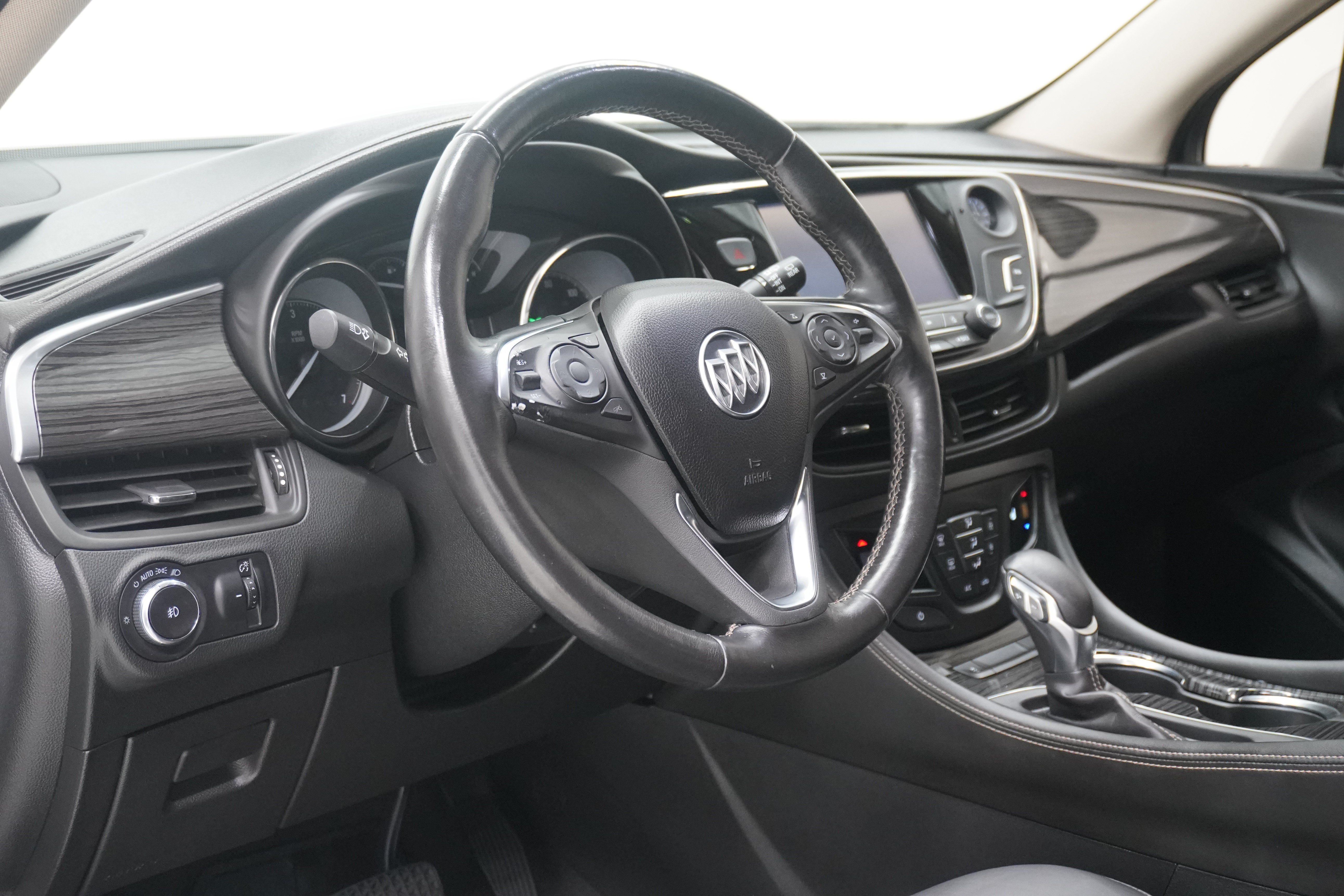 Used 2017 Buick Envision Essence FWD image 10