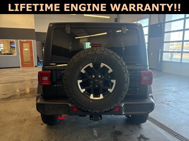 Used 2025 Jeep Wrangler Unlimited Rubicon AWD/4WD image 7
