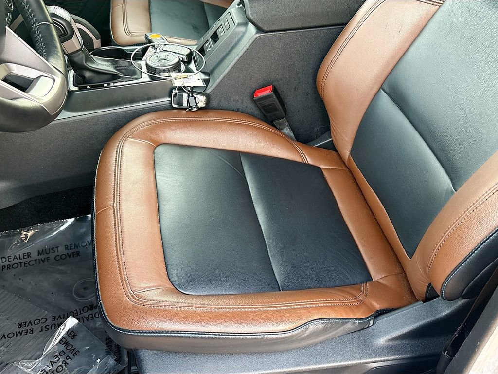 Used 2024 Ford Bronco Outer Banks image 18