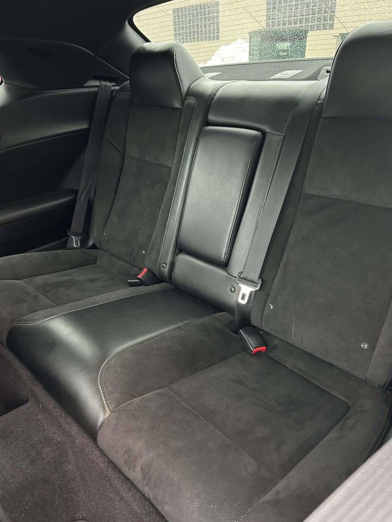 Used 2017 Dodge Challenger R/T Plus image 17