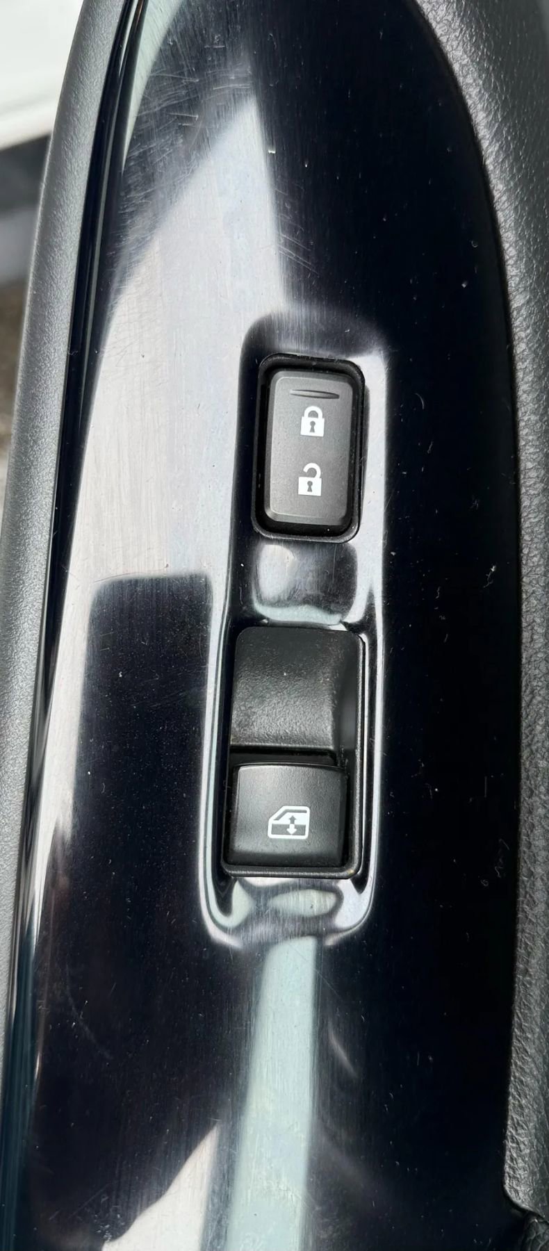 Used 2017 Mitsubishi Outlander GT image 38