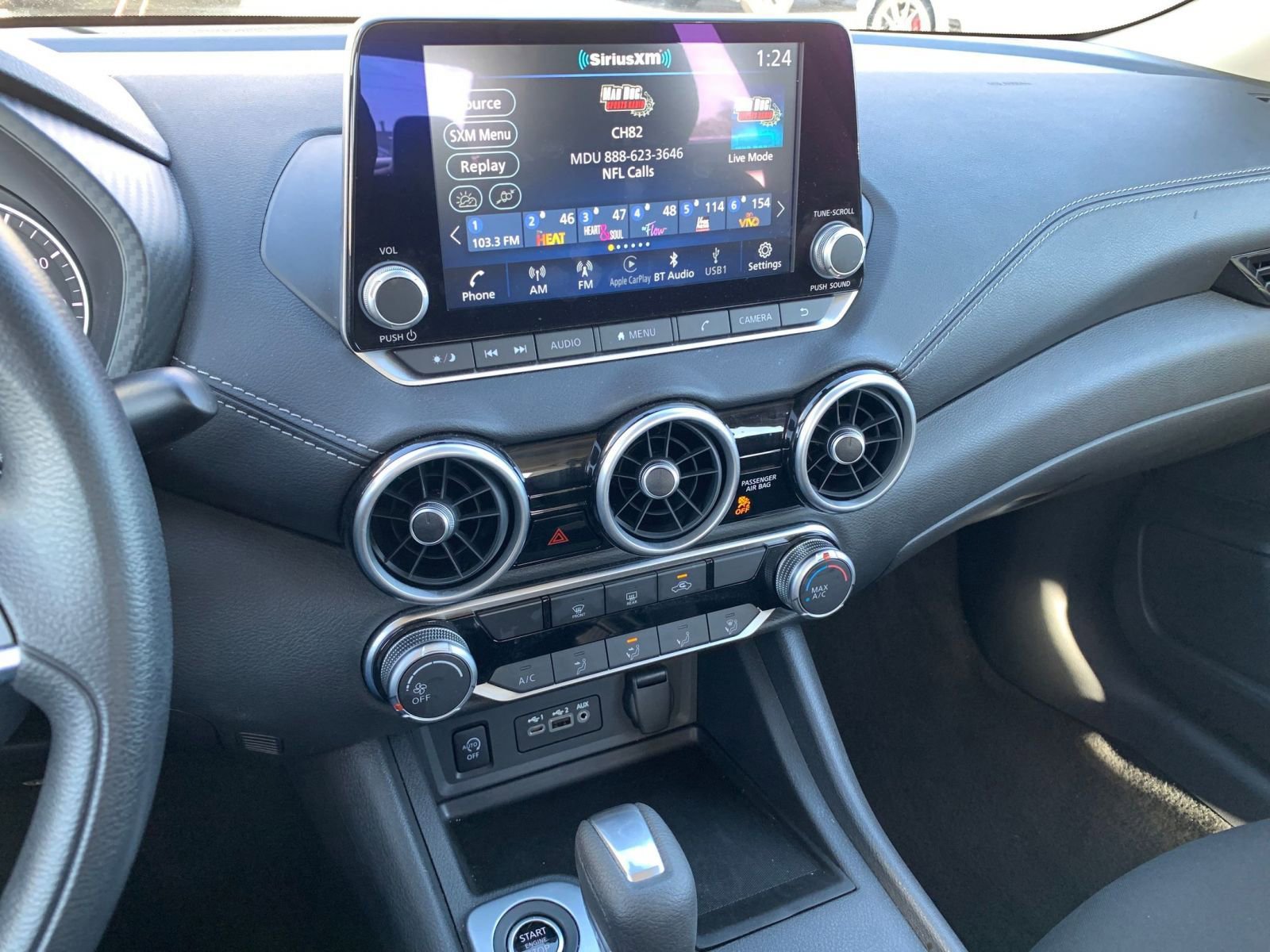 Used 2025 Nissan Sentra SV image 17