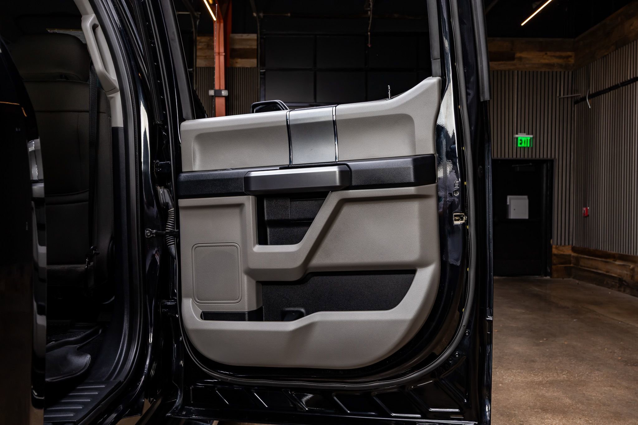 Used 2020 Ford F250 XLT w/ XLT Premium Package image 35