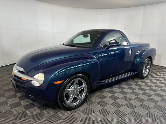 Used 2005 Chevrolet SSR w/ Preferred Equipment Group image 7