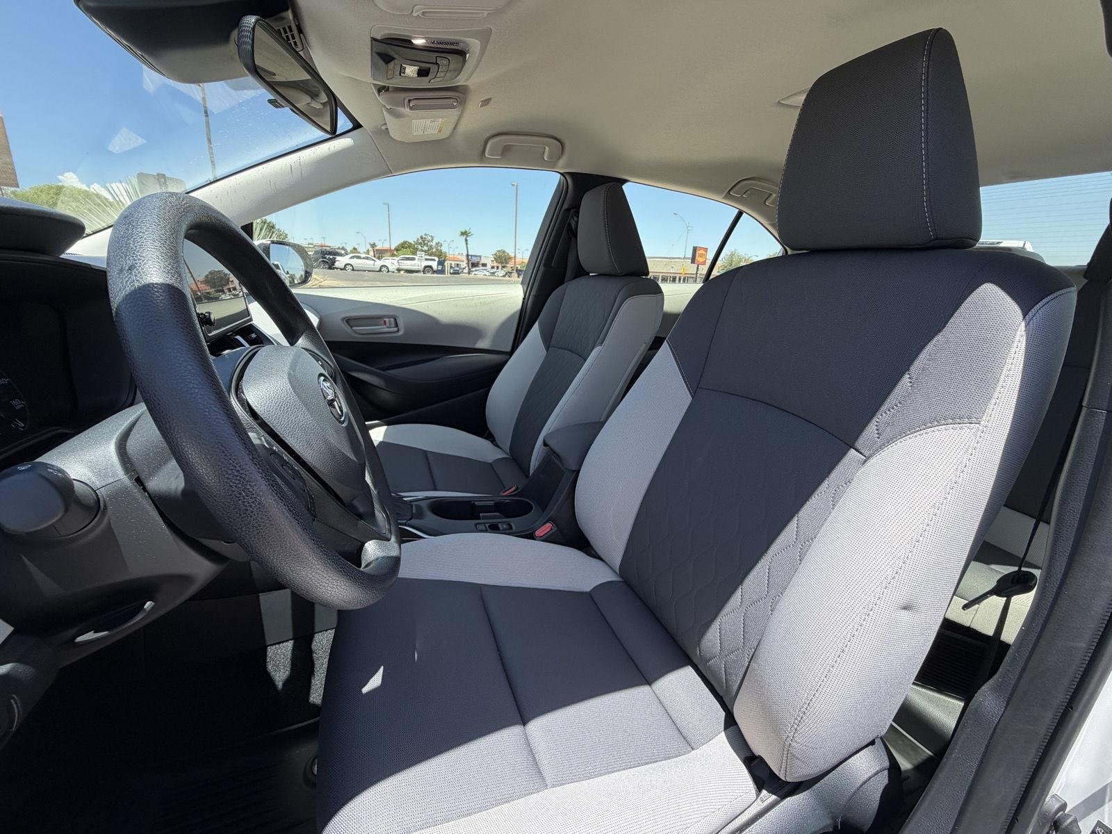 Used 2025 Toyota Corolla LE FWD image 16