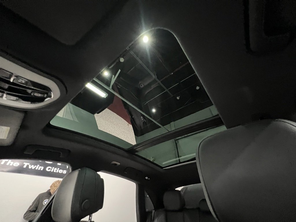 Used 2015 Porsche Macan S image 47