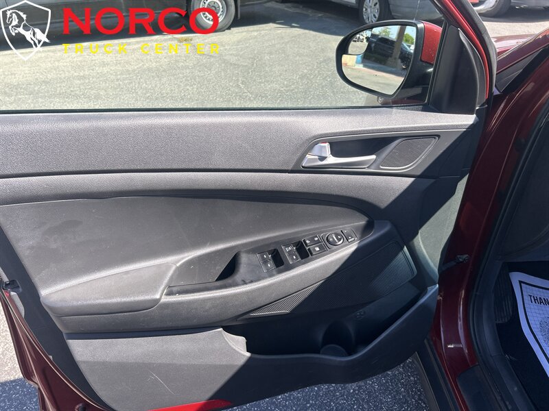 Used 2019 Hyundai Tucson SE FWD image 10
