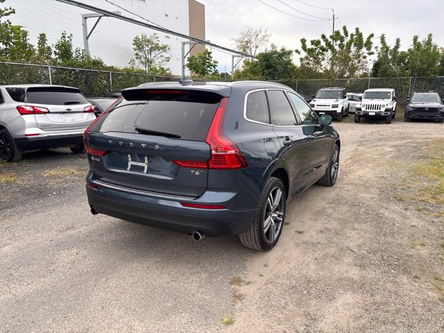 Used 2020 Volvo XC60 T6 Momentum w/ Protection Package Premier AWD/4WD image 5