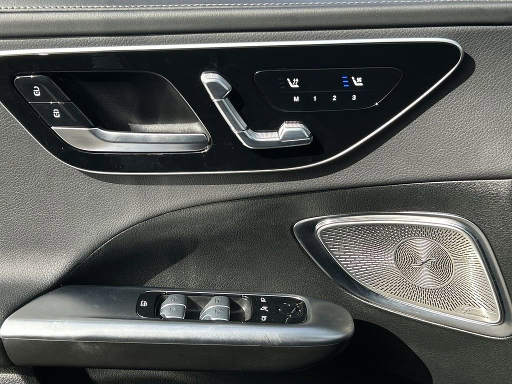 Used 2024 Mercedes-Benz C 300 Sedan image 24