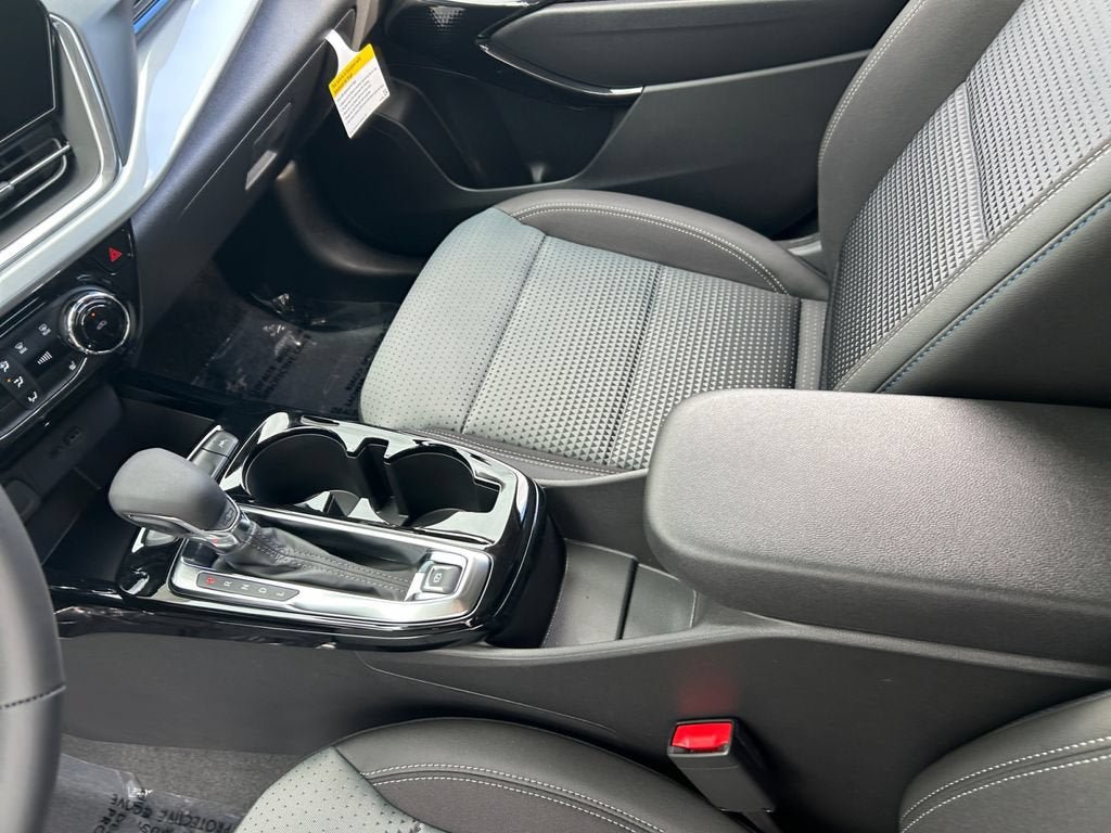 New 2026 Chevrolet Trax LT w/ LT Convenience Package FWD image 18