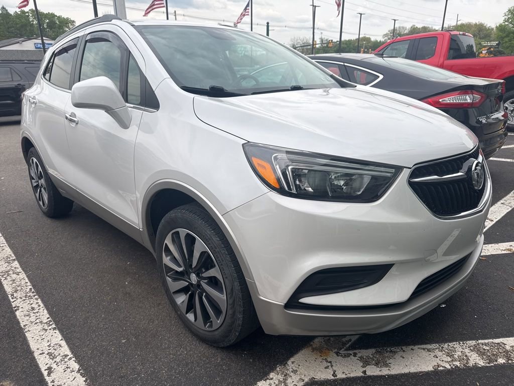Used 2021 Buick Encore Preferred AWD/4WD image 4