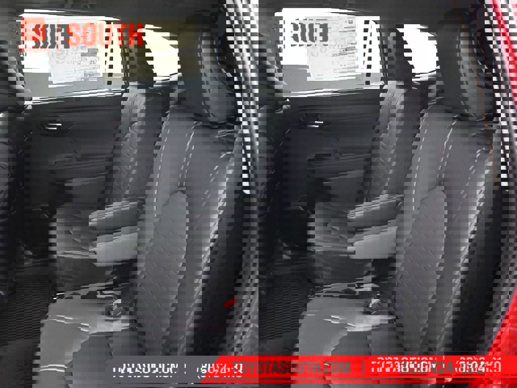 New 2026 Toyota Highlander XLE image 28