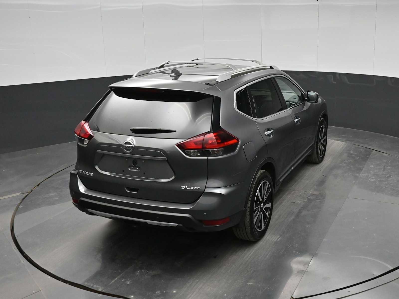 Used 2019 Nissan Rogue SL w/ Premium Package AWD/4WD image 24