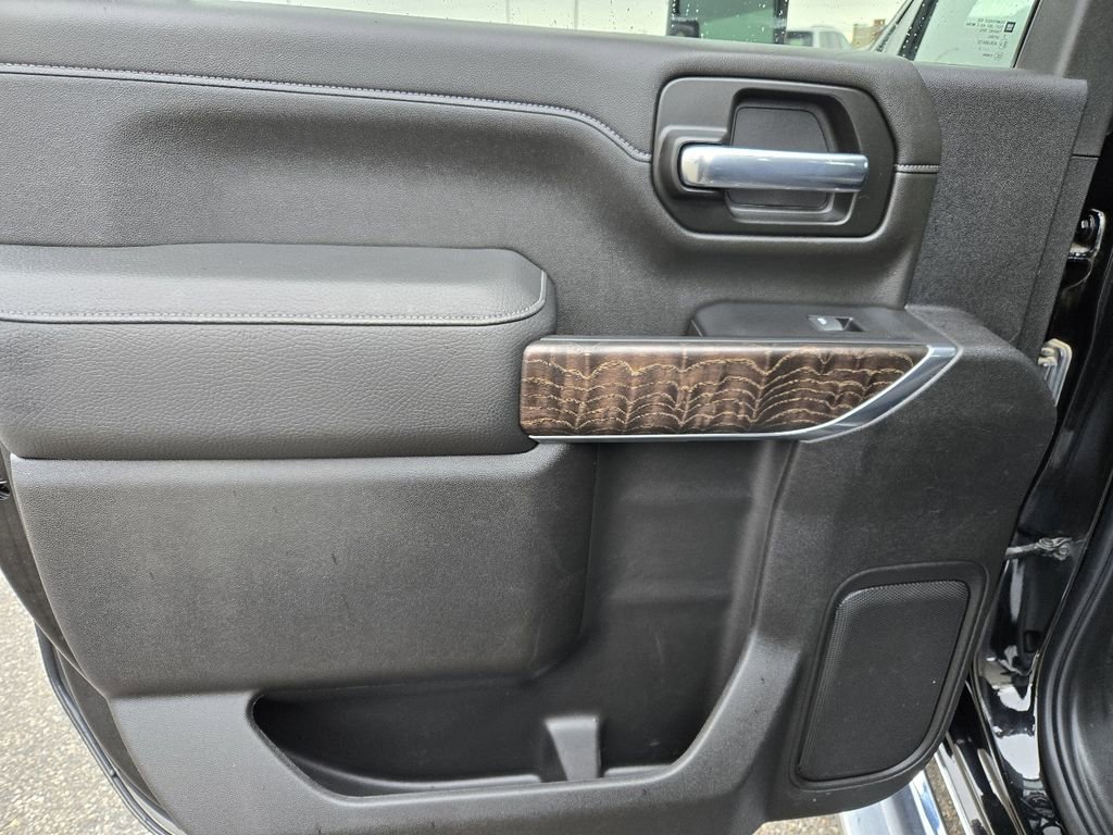 Used 2022 GMC Sierra 2500 Denali w/ Denali Ultimate Package AWD/4WD image 47