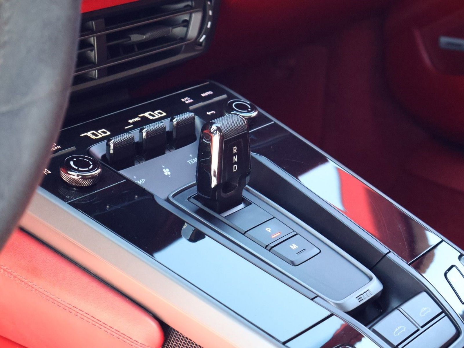Certified 2022 Porsche 911 Targa 4S AWD/4WD image 19