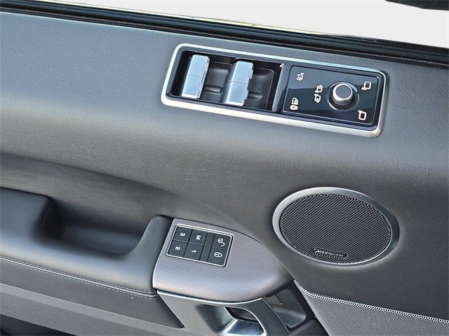 Used 2020 Land Rover Range Rover Sport HSE image 30