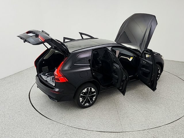 New 2026 Volvo XC60 T8 Plus w/ Climate Package AWD/4WD image 51