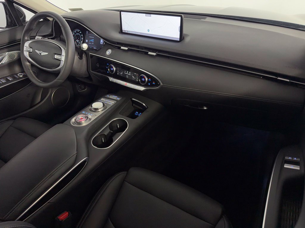 Used 2023 Genesis GV70 2.5T AWD/4WD image 14