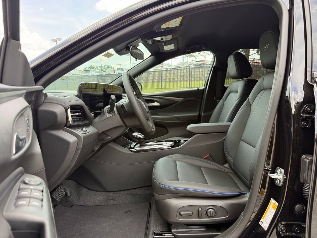 New 2026 Buick Envista Sport Touring w/ Convenience I Package FWD image 18
