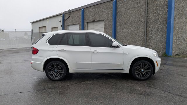 Used 2013 BMW X5 xDrive35i image 4