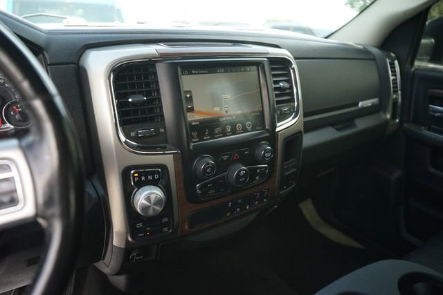 Used 2015 RAM 1500 Laramie w/ Convenience Group AWD/4WD image 25