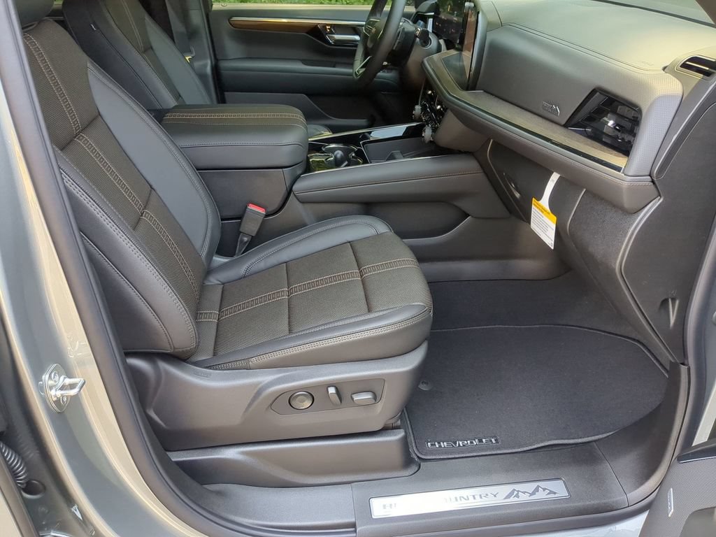 New 2026 Chevrolet Tahoe High Country AWD/4WD image 38