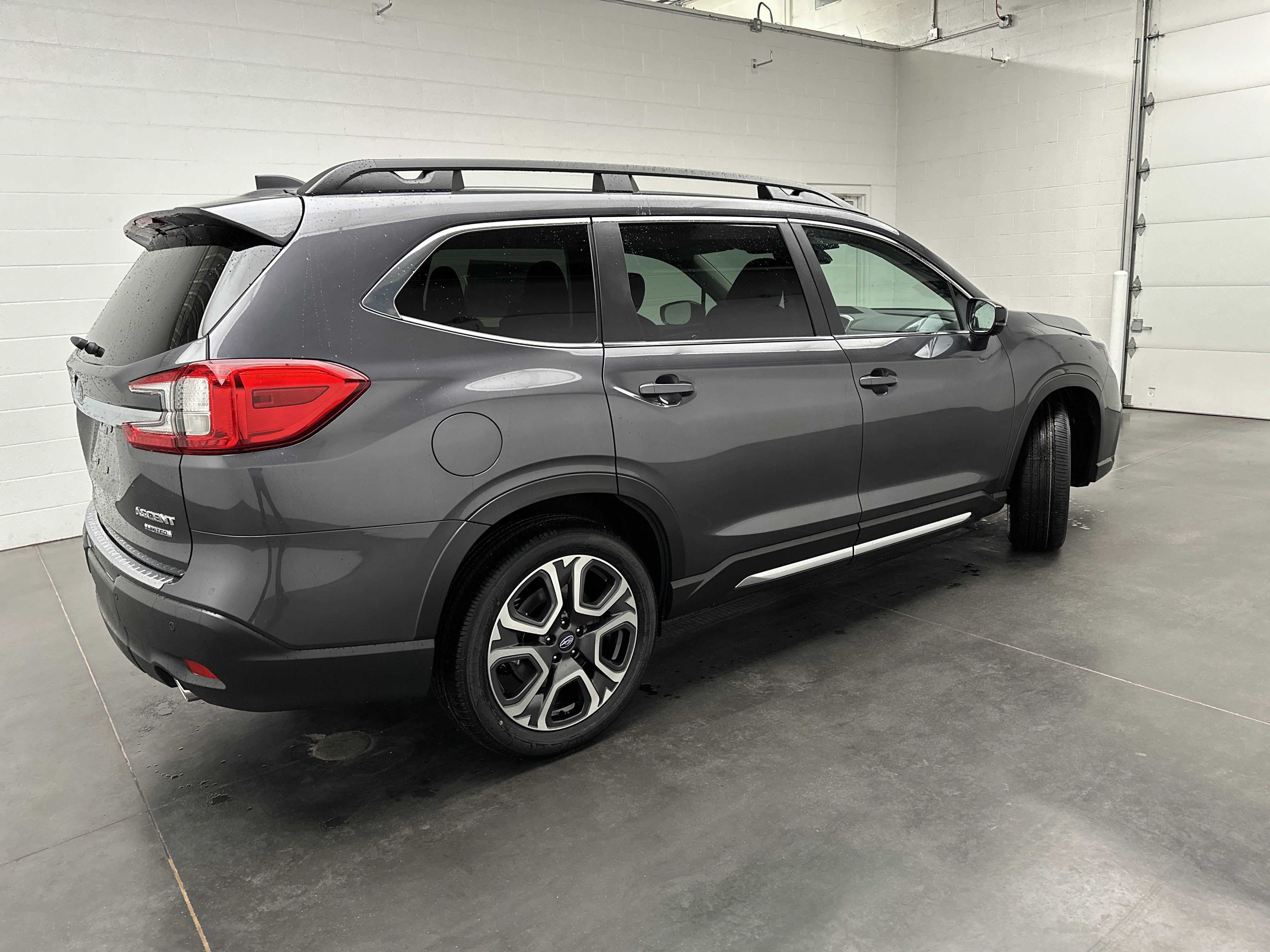 New 2027 Subaru Ascent Limited AWD/4WD image 8