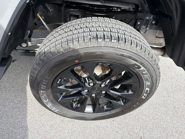 Used 2022 Jeep Gladiator Overland image 12