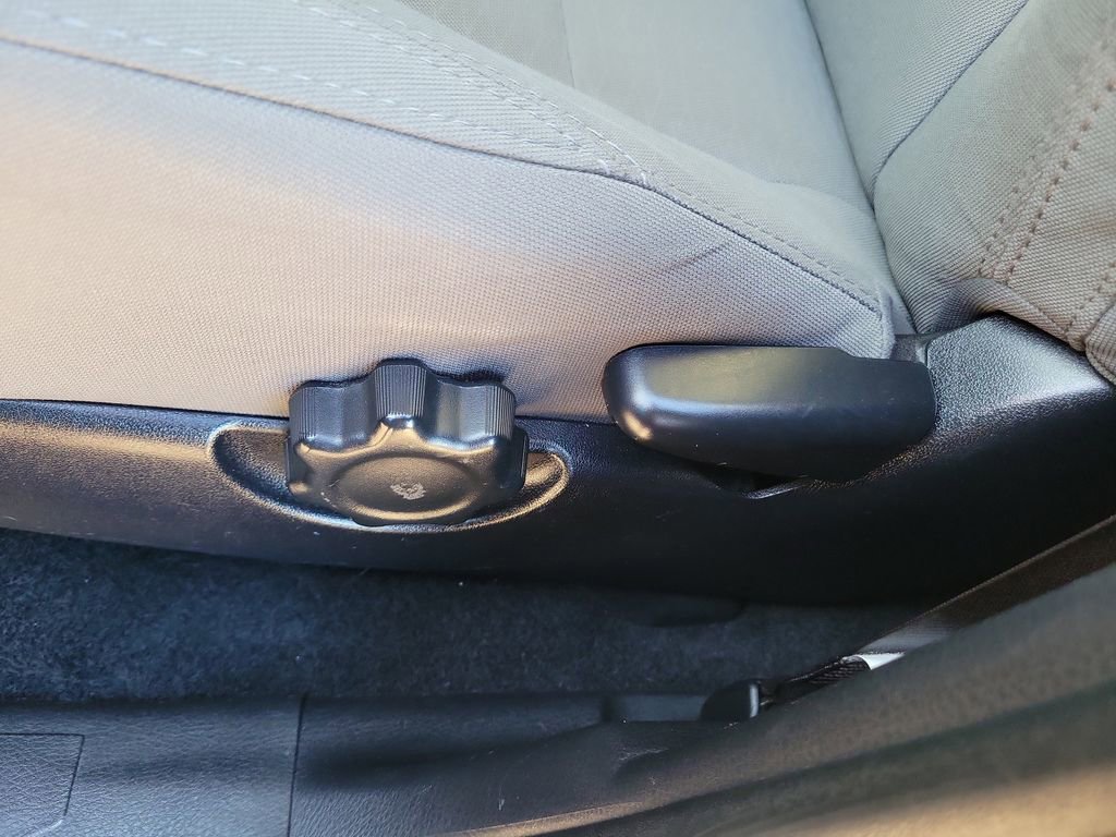 Used 2019 Toyota Tacoma SR5 image 19