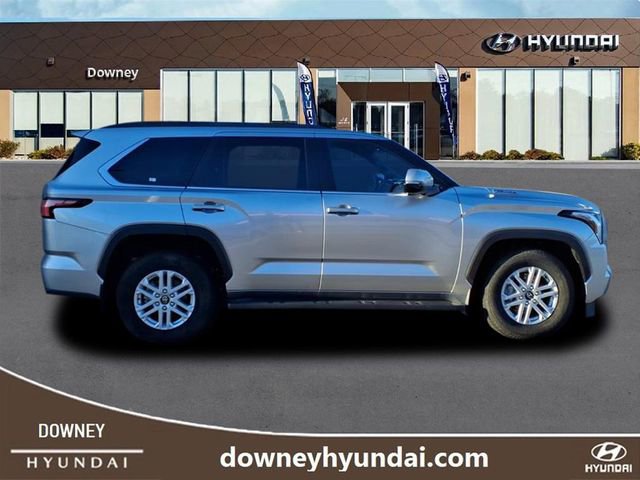 Used 2025 Toyota Sequoia SR5 image 4