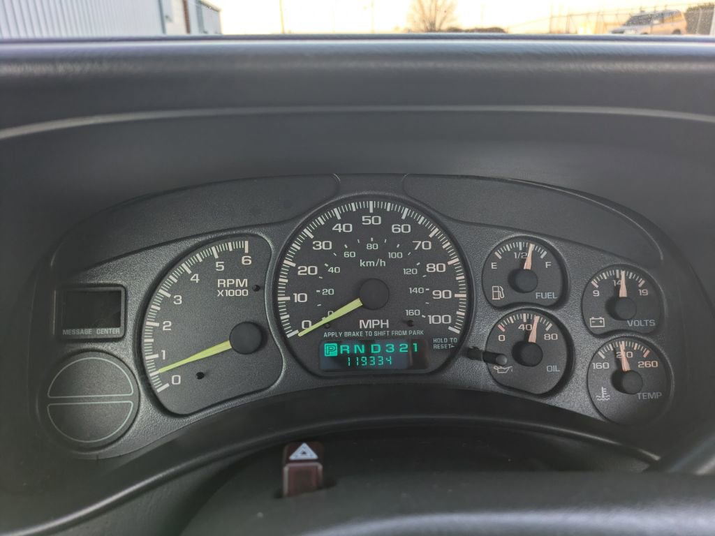 Used 2000 Chevrolet Silverado 1500 LS w/ Firm Ride Suspension Pkg image 14