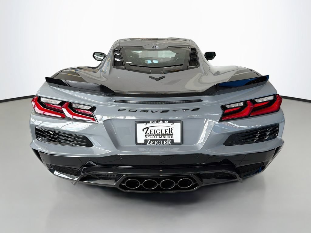 Used 2025 Chevrolet Corvette Z06 RWD image 6