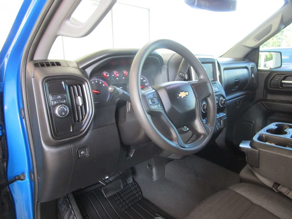 Used 2024 Chevrolet Silverado 1500 Custom RWD image 28