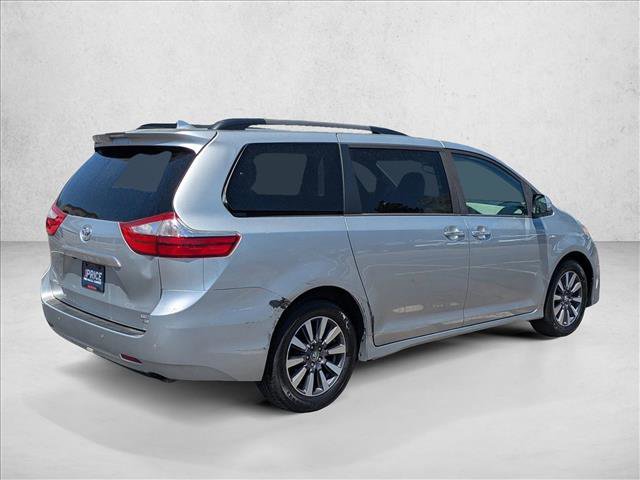 Used 2019 Toyota Sienna Limited Premium AWD/4WD image 5