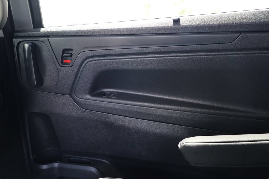 New 2026 Honda Odyssey Touring image 27