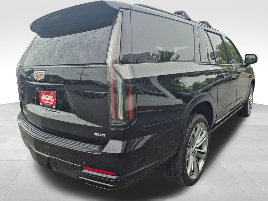 Used 2025 Cadillac Escalade ESV Sport Platinum AWD/4WD image 11