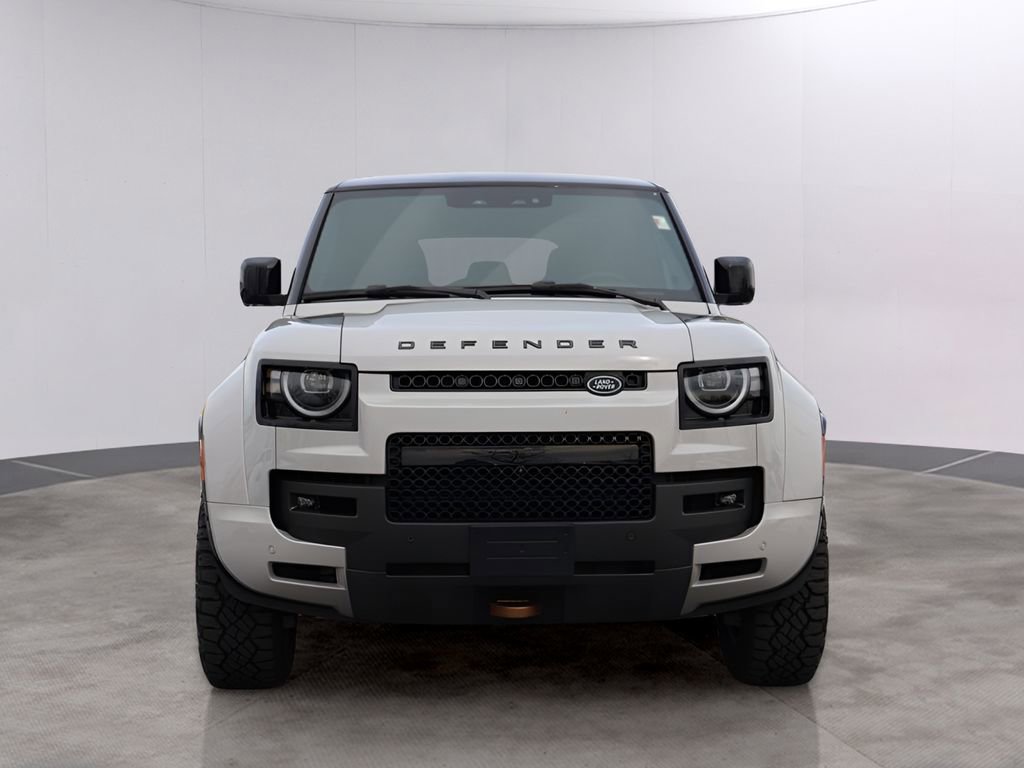 Certified 2026 Land Rover Defender 110 AWD/4WD image 2