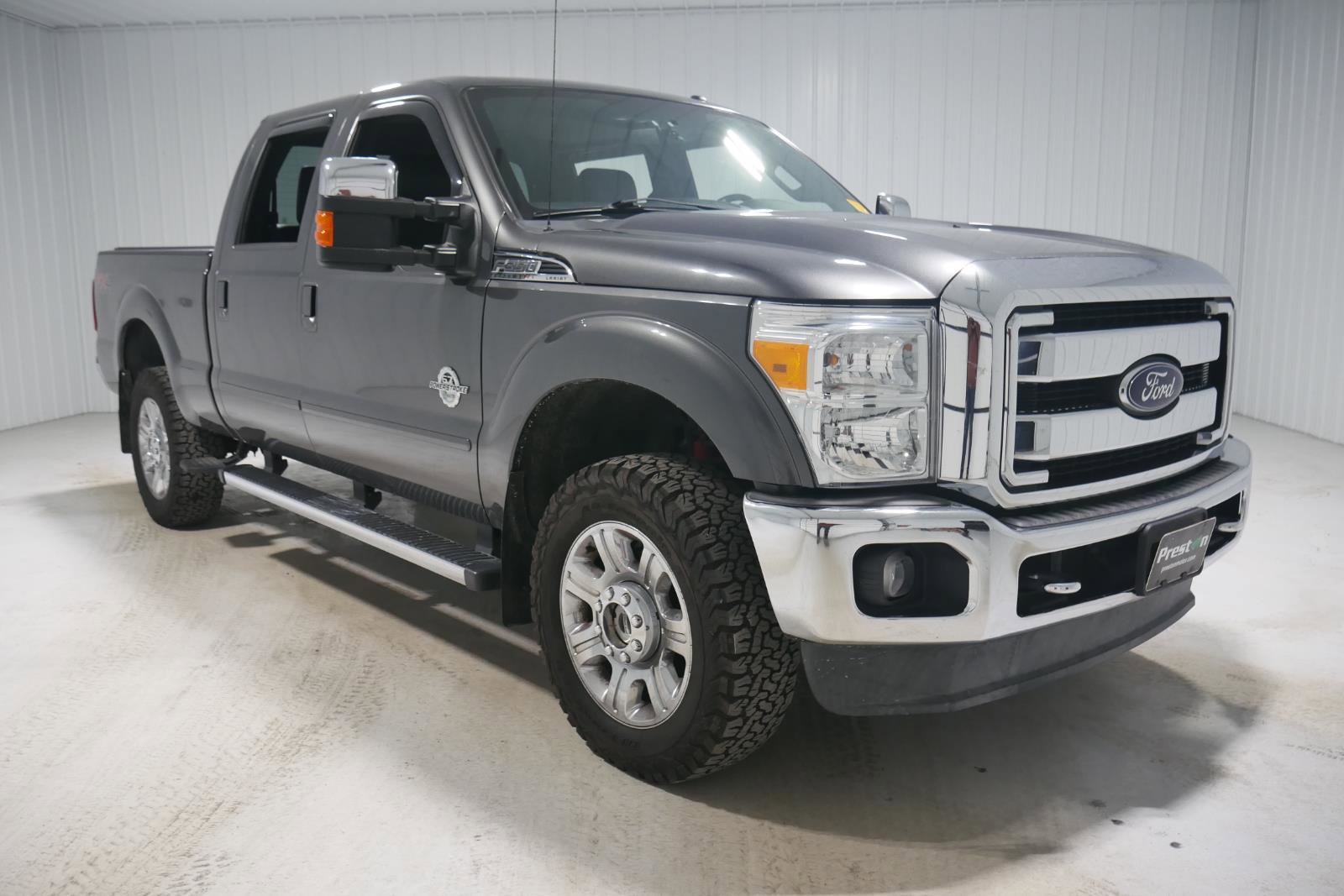 Used 2016 Ford F350 Lariat w/ Lariat Ultimate Package image 3
