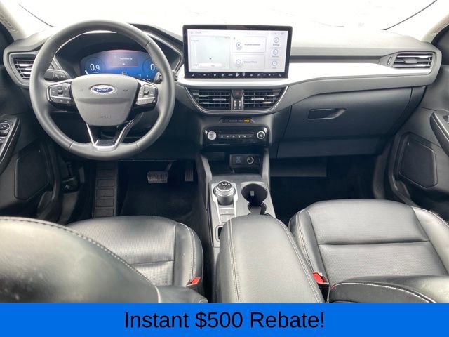 Used 2023 Ford Escape Platinum image 6