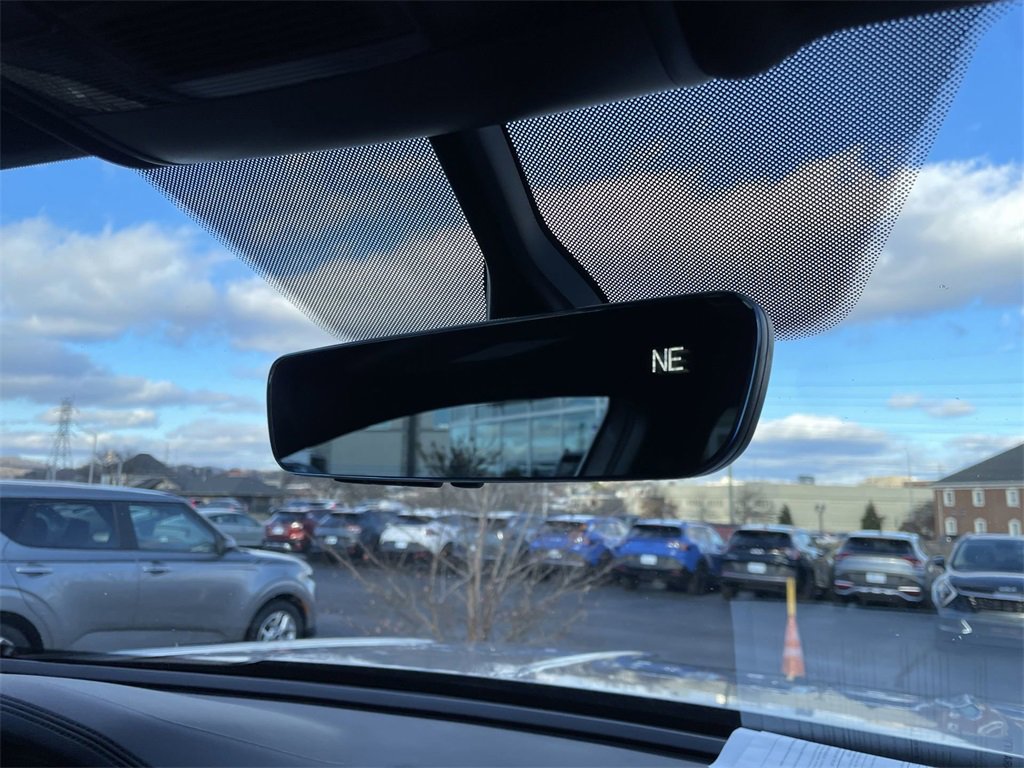 Used 2022 Volkswagen Atlas Cross Sport SE image 29