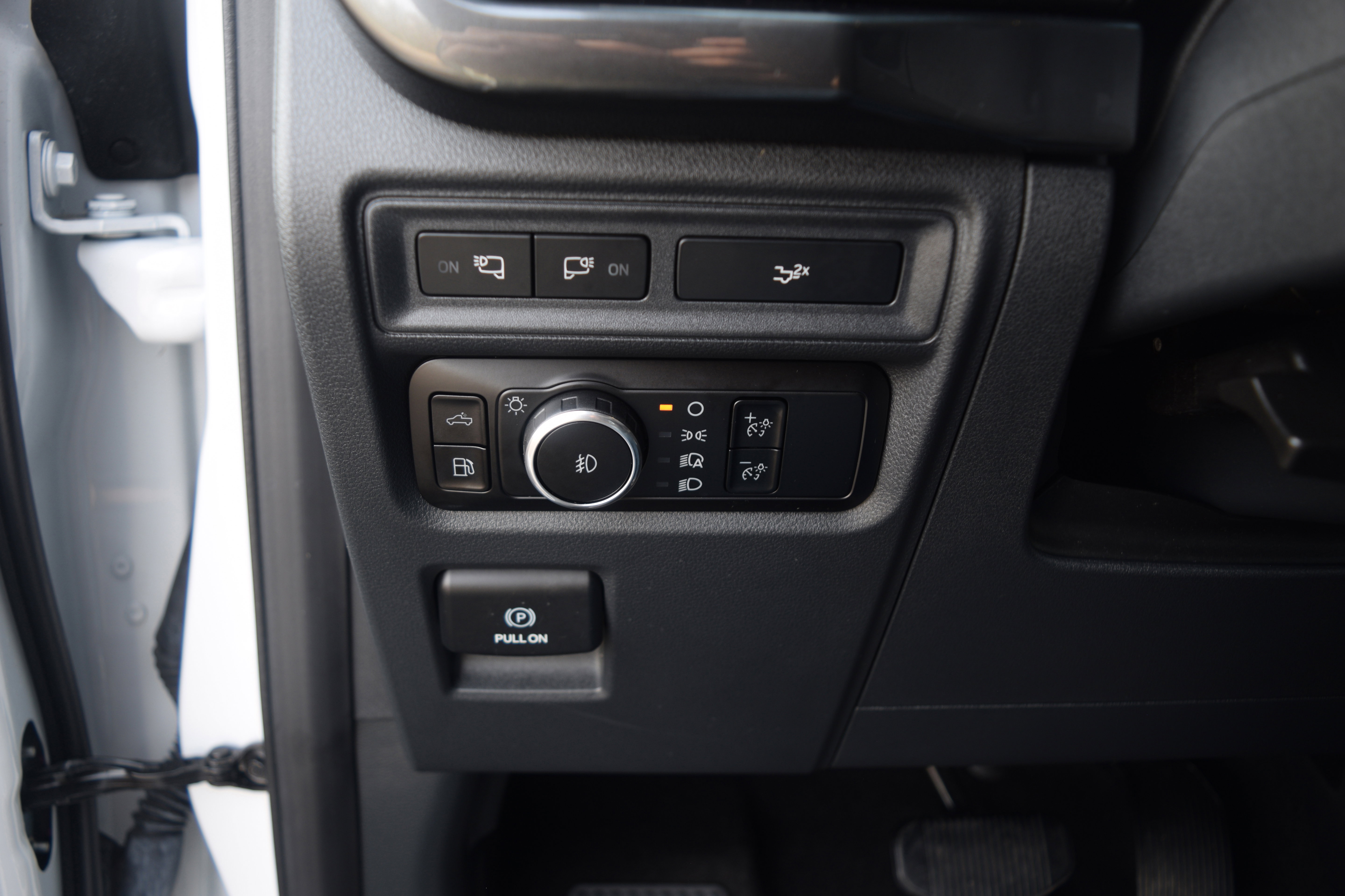 Used 2023 Ford F150 XLT w/ Equipment Group 302A High image 5