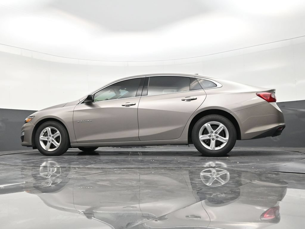 Used 2025 Chevrolet Malibu LS FWD image 22